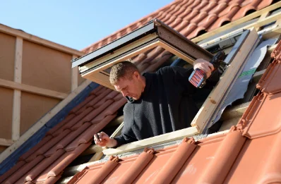 Pose de fenêtres de toit Velux à Voharies